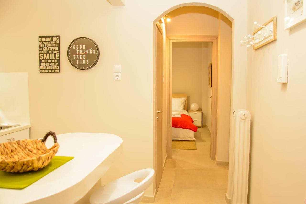 Neighborly Nest - Apartment In The Heart Of Athene Buitenkant foto